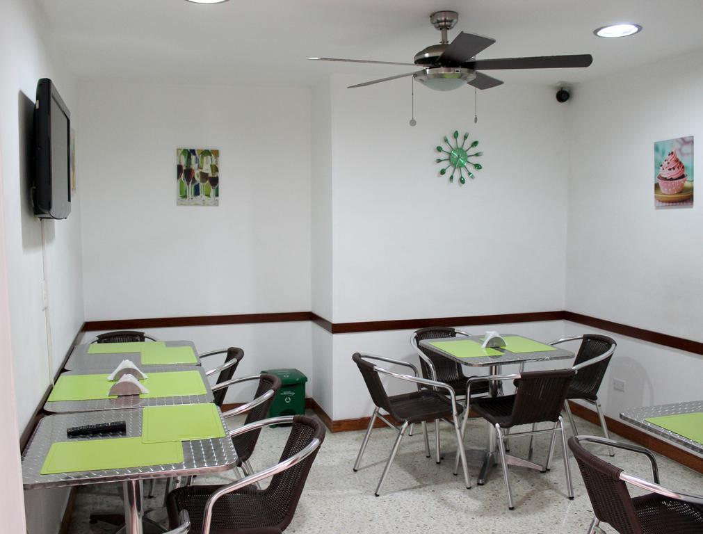 Pasadena Hostel Cali Ngoại thất bức ảnh