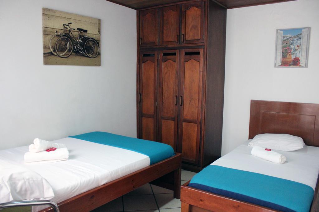 Pasadena Hostel Cali Phòng bức ảnh