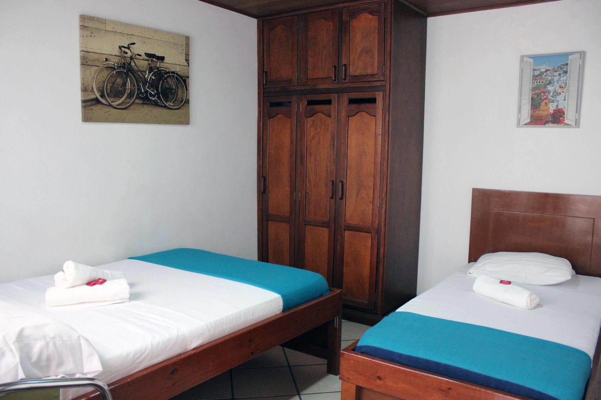Pasadena Hostel Cali Ngoại thất bức ảnh